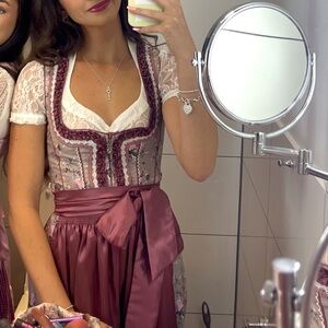 authentic oktoberfest dirndl